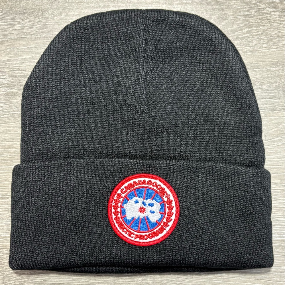 Canada Goose Beanie / Winter Hat (Brand New) NWOT